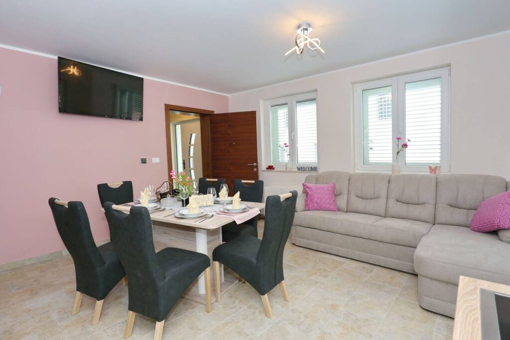 Apartment ErMa 1, Innenansicht